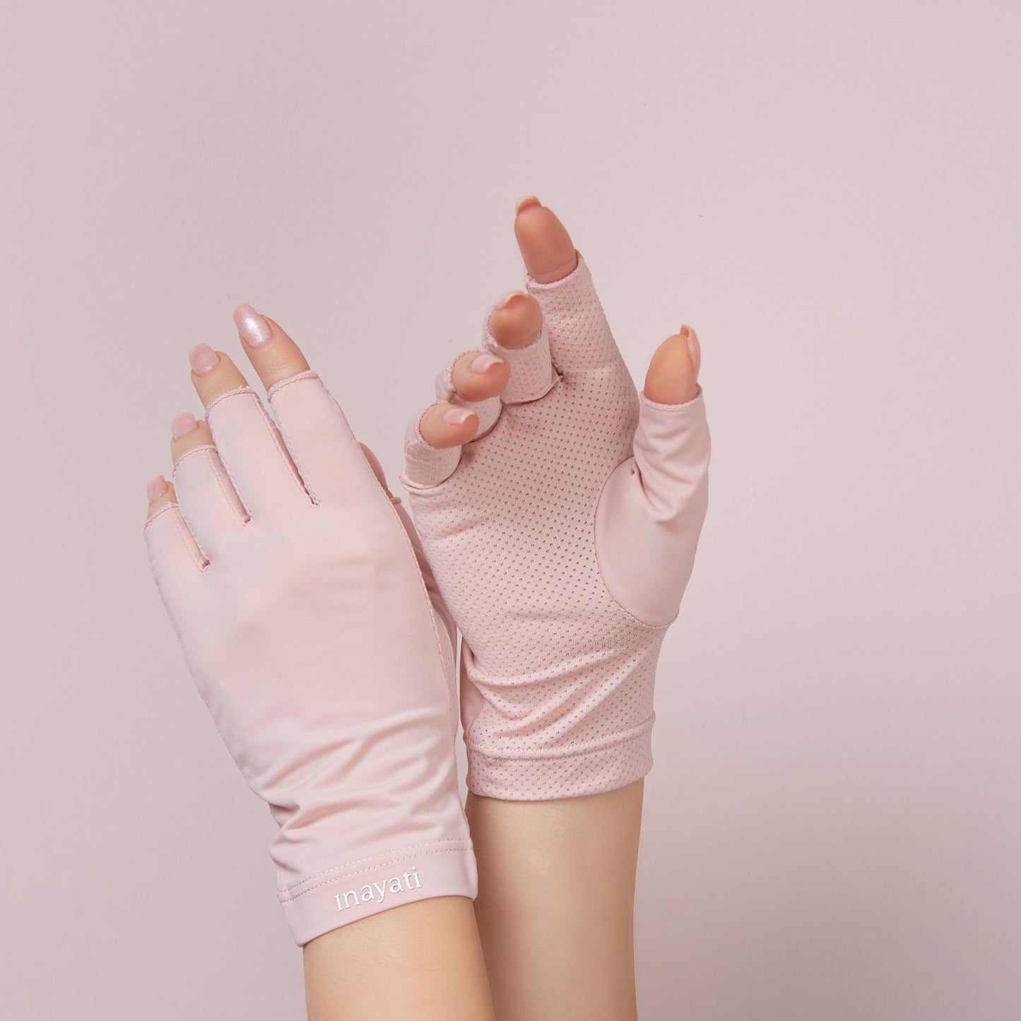 Anti-UV Gloves