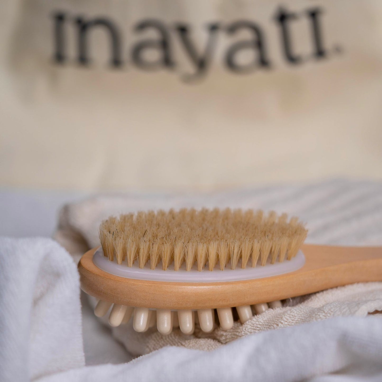 The Glow Getter Dry Brush
